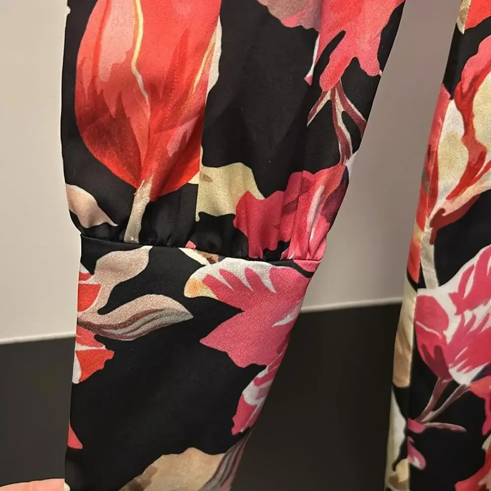 Guess by Marciano Los Angeles floral‎ mini dress.